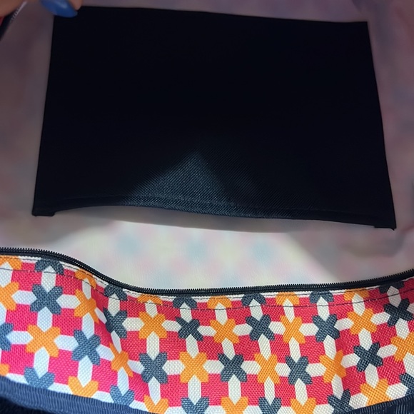 New Thirty One tote - Picture 8 of 12